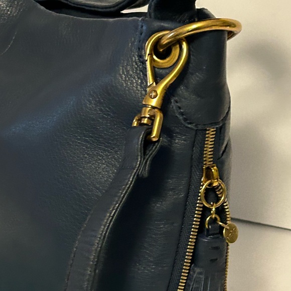 HOBO Navy pebble leather hobo shoulder bag crossbodyNWT - Picture 8 of 12